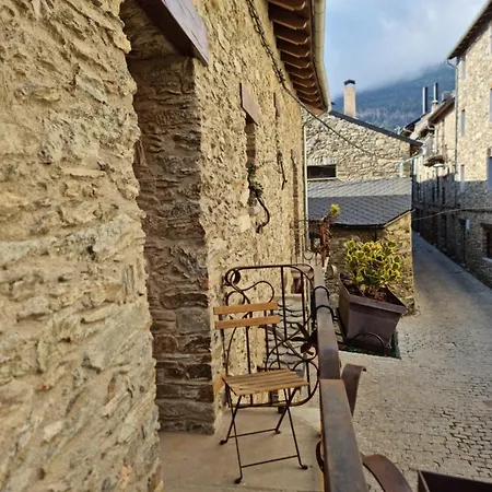 Hotel Rural L'Ortiga Blanca Queralbs Exterior photo