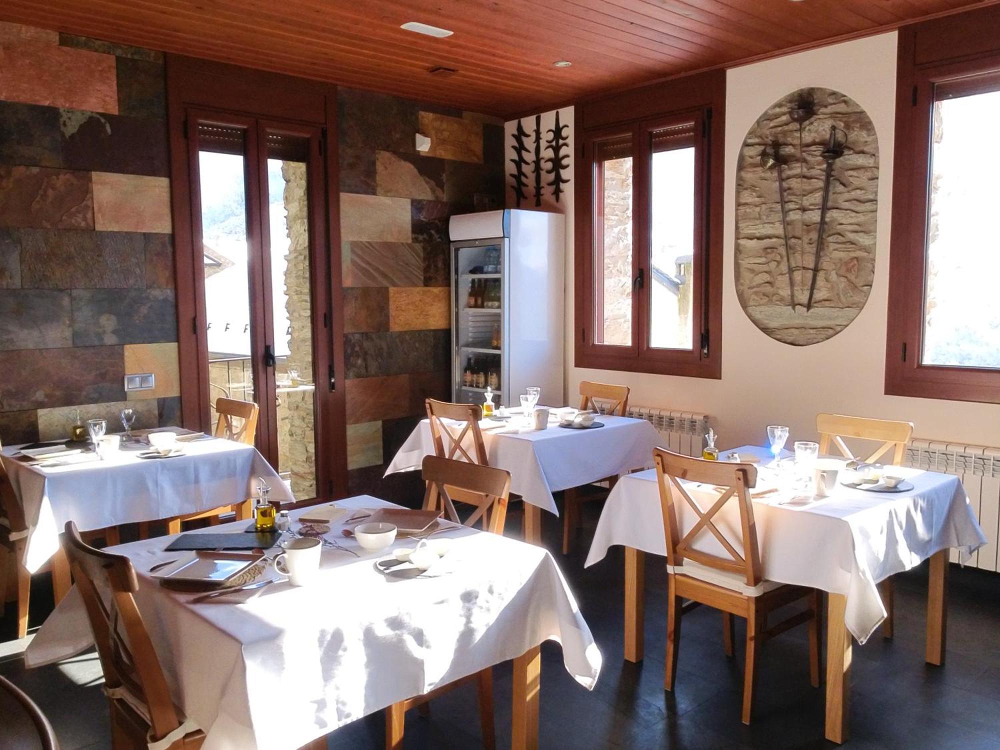 Rural L'ortiga Blanca Hotel